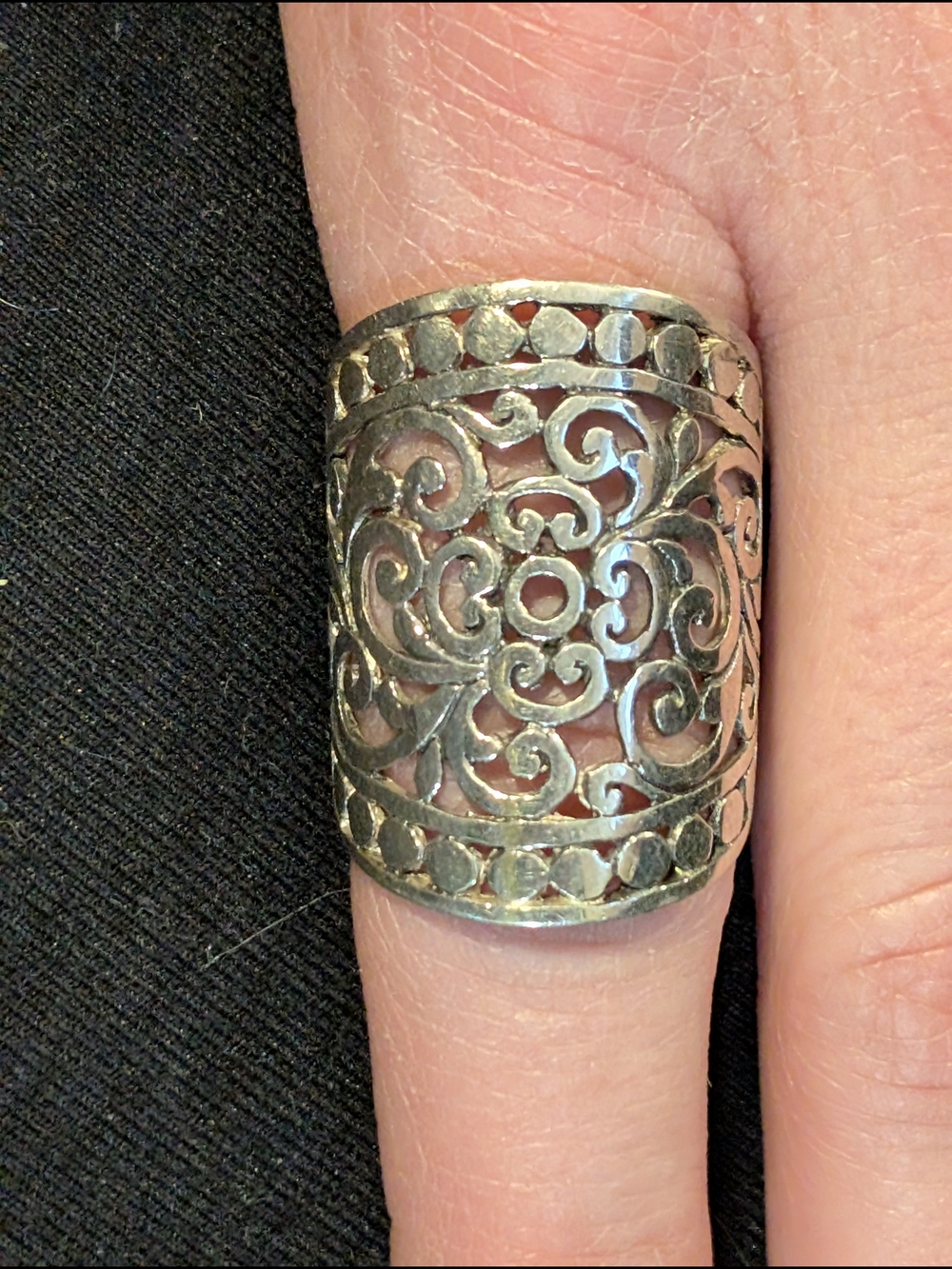 Balinese Sterling Silver Ring - Picture 4 of 4